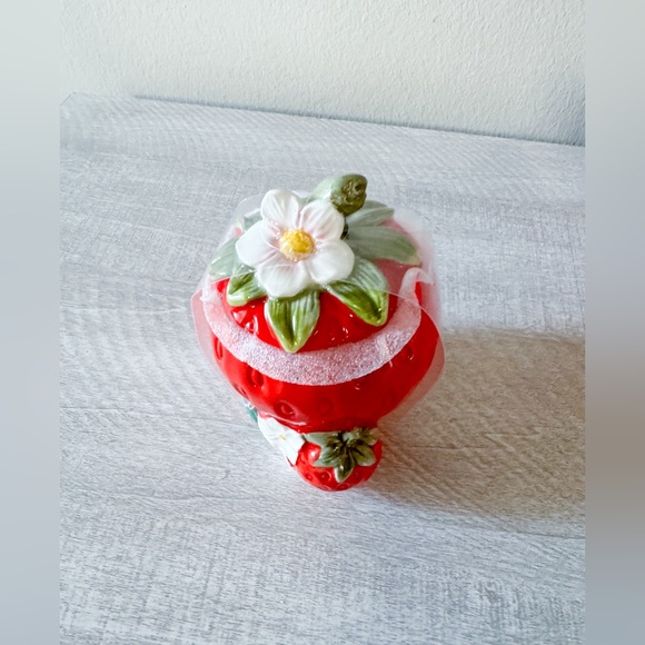 Corner Ruby Dining Strawberry Collection By Corner Ruby Canister